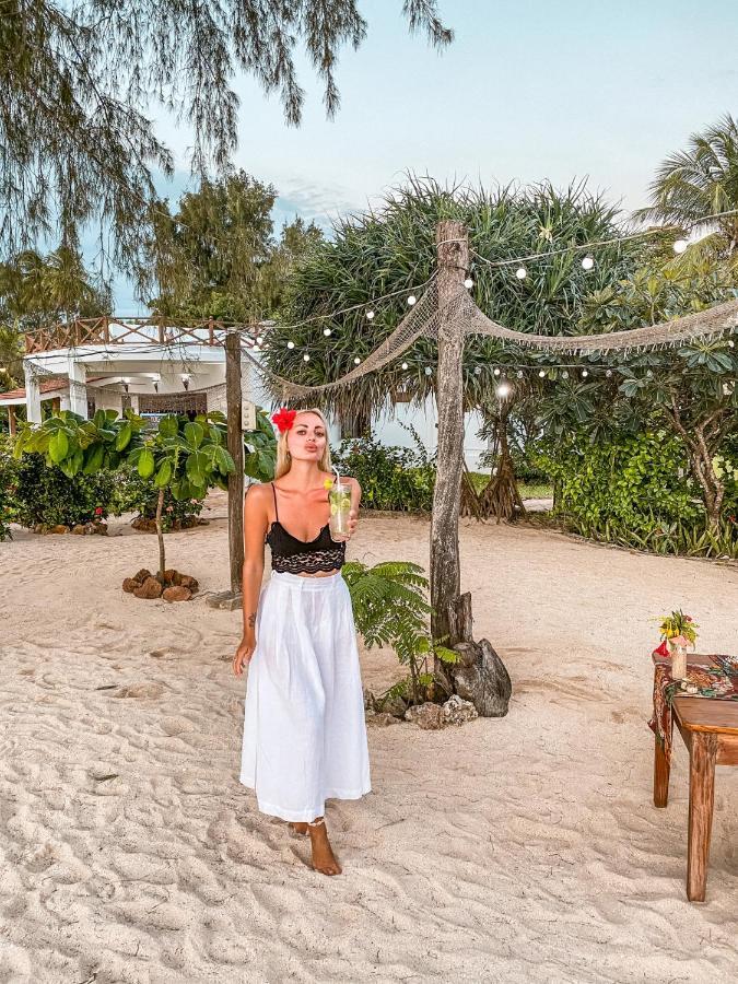 Flame Tree Hotel Nungwi