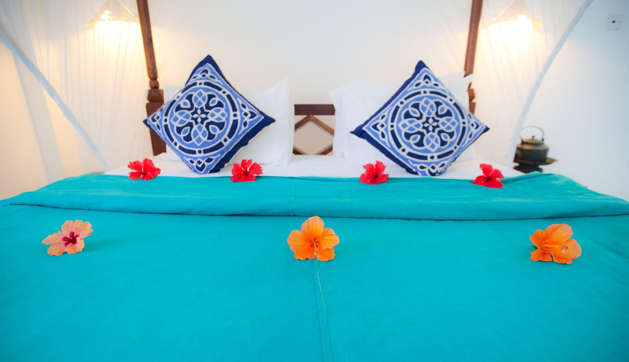 Hotel Flame Tree